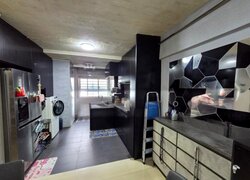 Blk 559 Jurong West Street 42 (Jurong West), HDB Executive #501918891